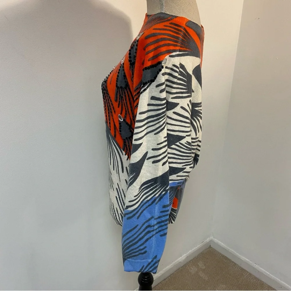 Abstract Patterned Crew Neck Sweater - Picture 4 of 13